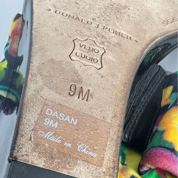 Donald J. Pliner Dasan Stretch Wedge Colorful Floral Tulip Print Sandals Size 9 - Picture 6 of 10